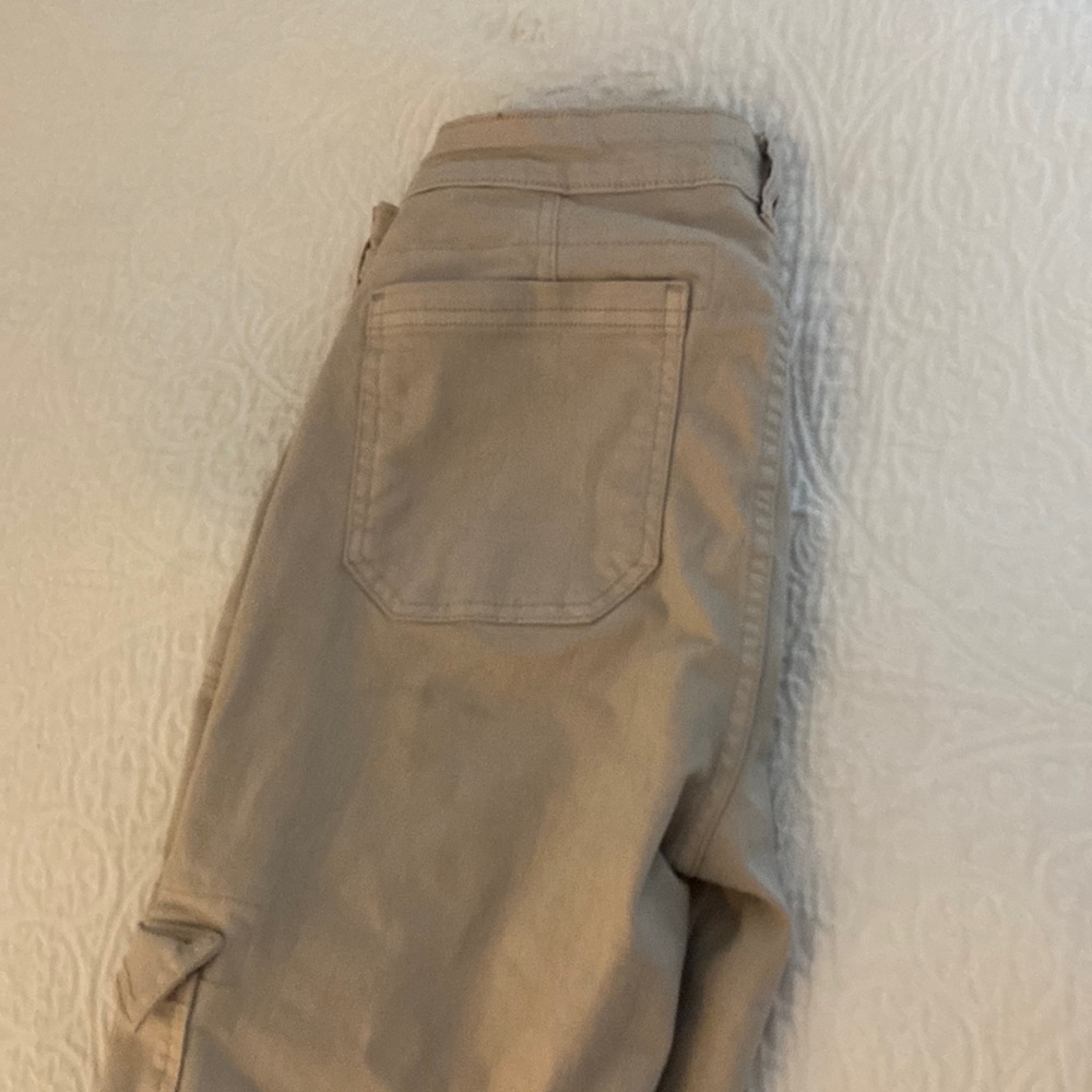 Kensie high rise cargo pants